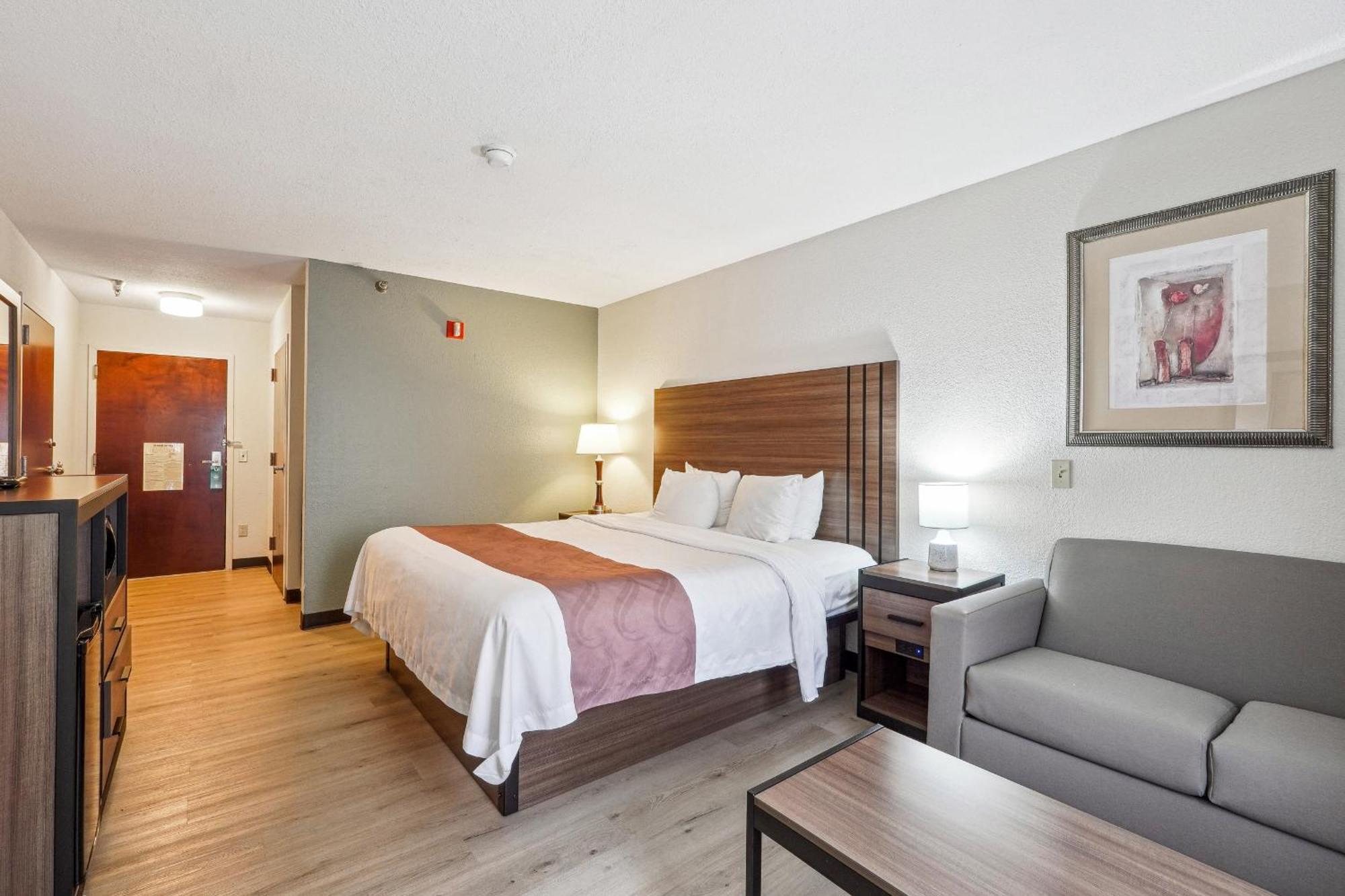 Quality Inn & Suites داوسونفيل المظهر الخارجي الصورة