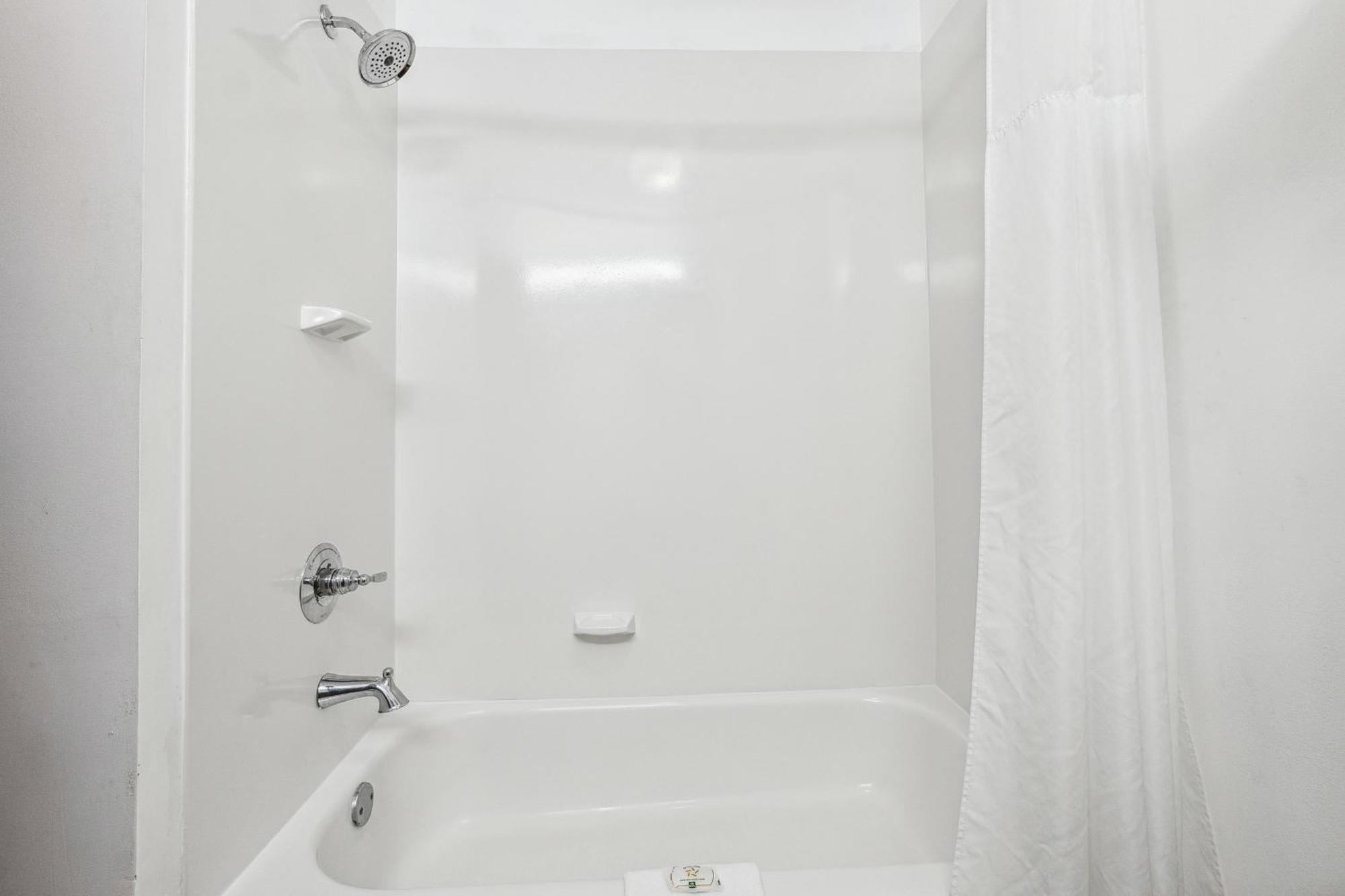 Quality Inn & Suites داوسونفيل المظهر الخارجي الصورة